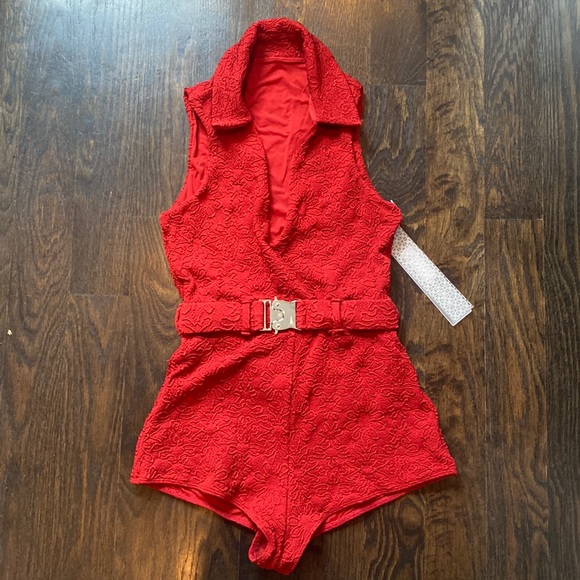 DEVON WINDSOR Other - Lovely NWT Devon Windsor “Ava” belted swim suit in dark red floral